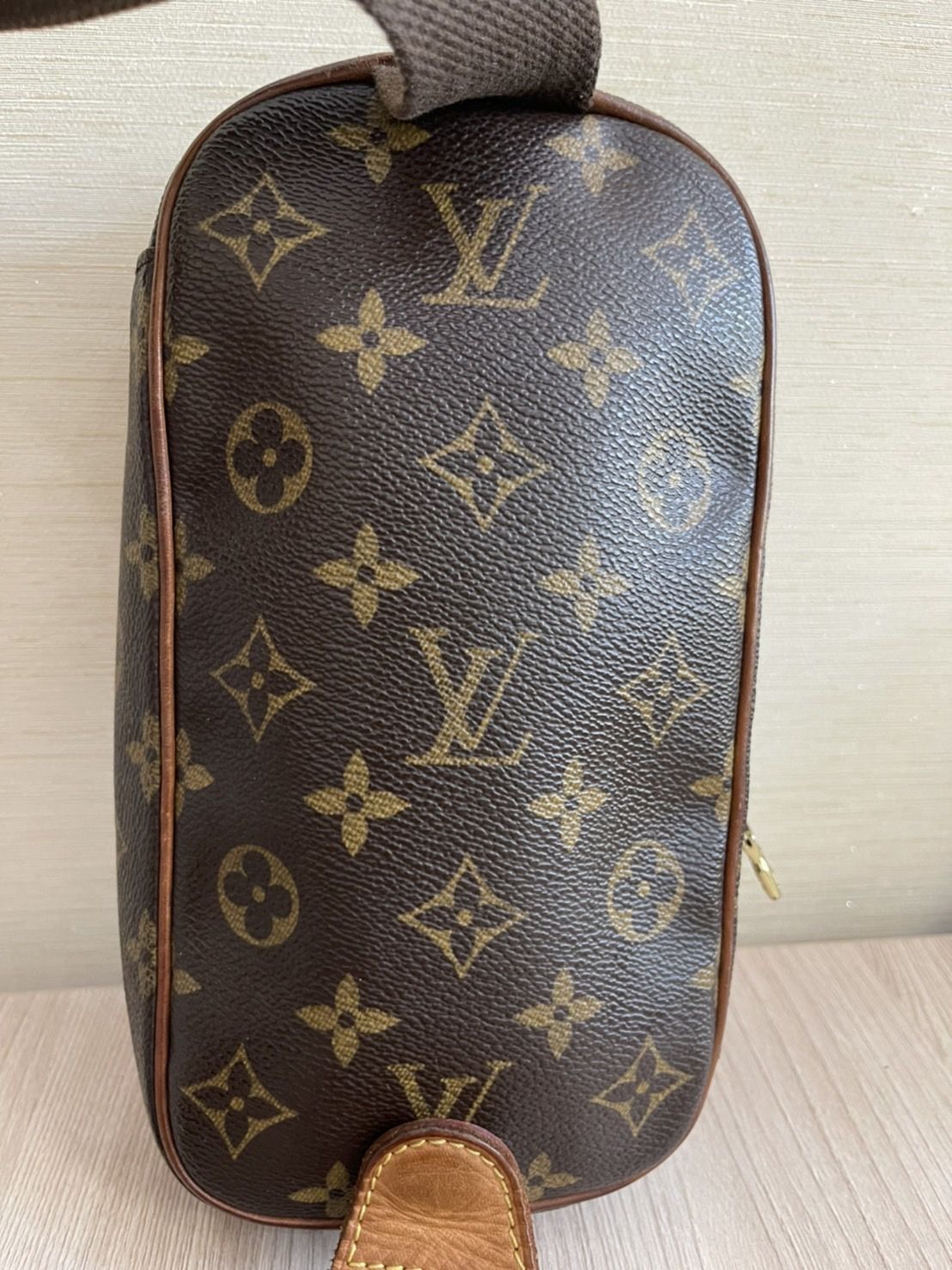 Used LV Belt Bag monogram ปี 03