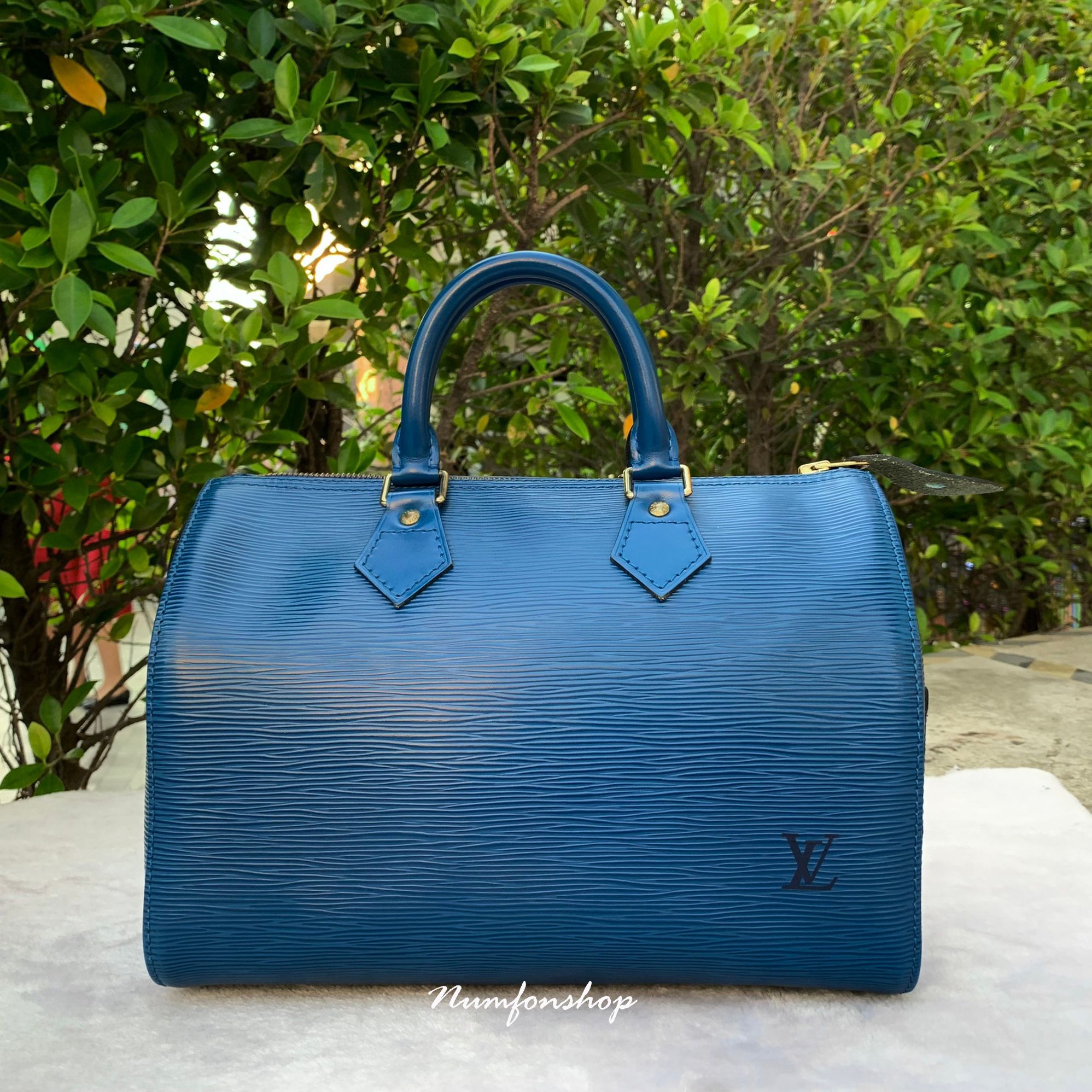 Sold Louis Vuitton Epi Speedy 25 Blue Vintage