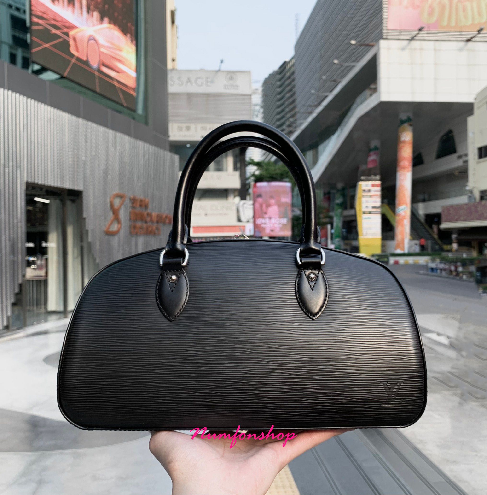 Louis Vuitton Handbags for sale in Bangkok, Thailand